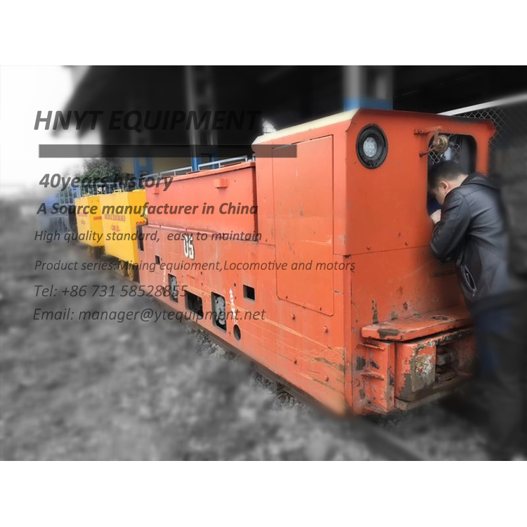 Шахтный аккумуляторный электровоз 12